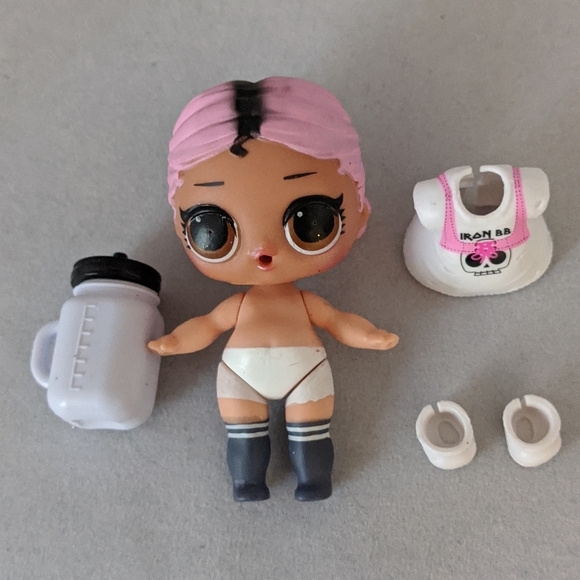 Lol Surprise Jet Set QT Lil mini Doll - Picture 3 of 3